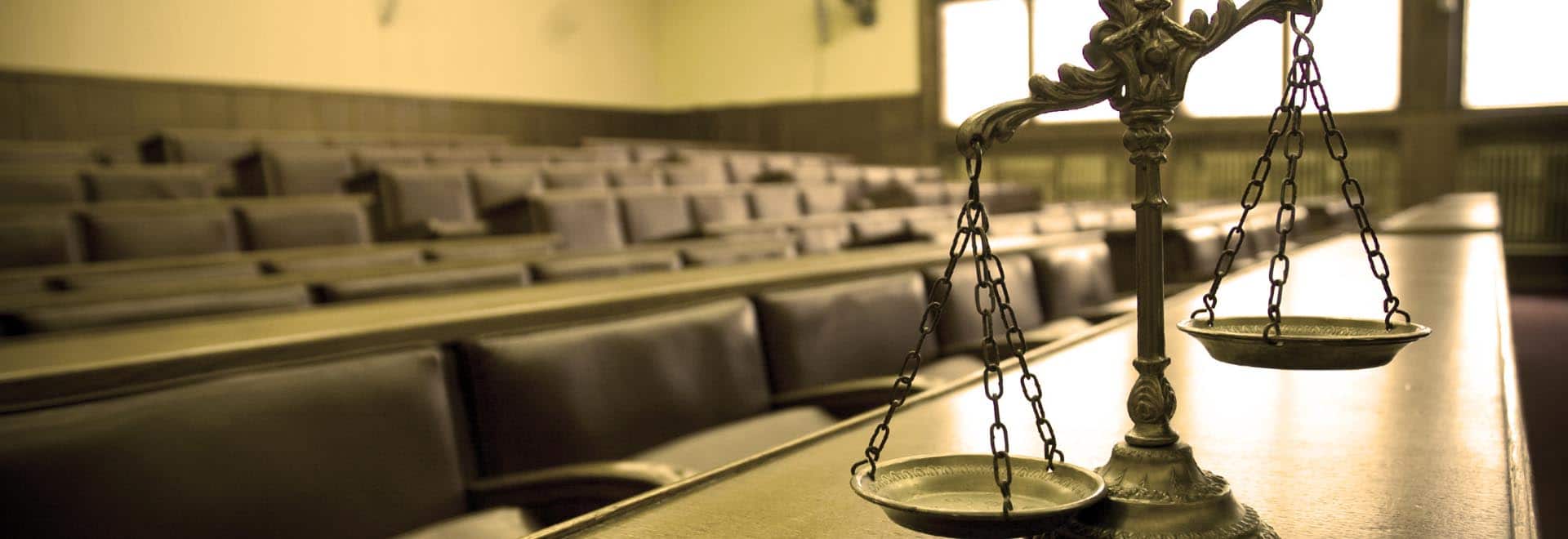 kansas city lawyer scales of justice